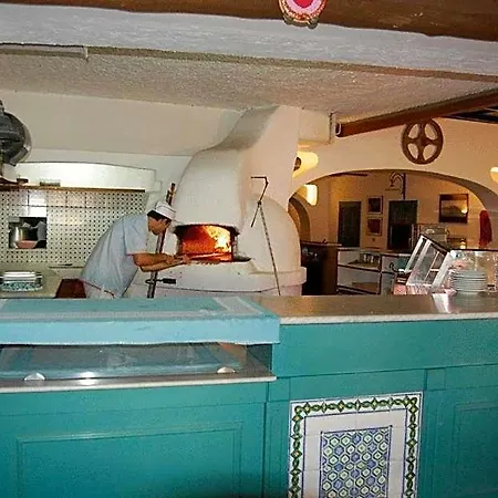 Conti Hotel 3*
